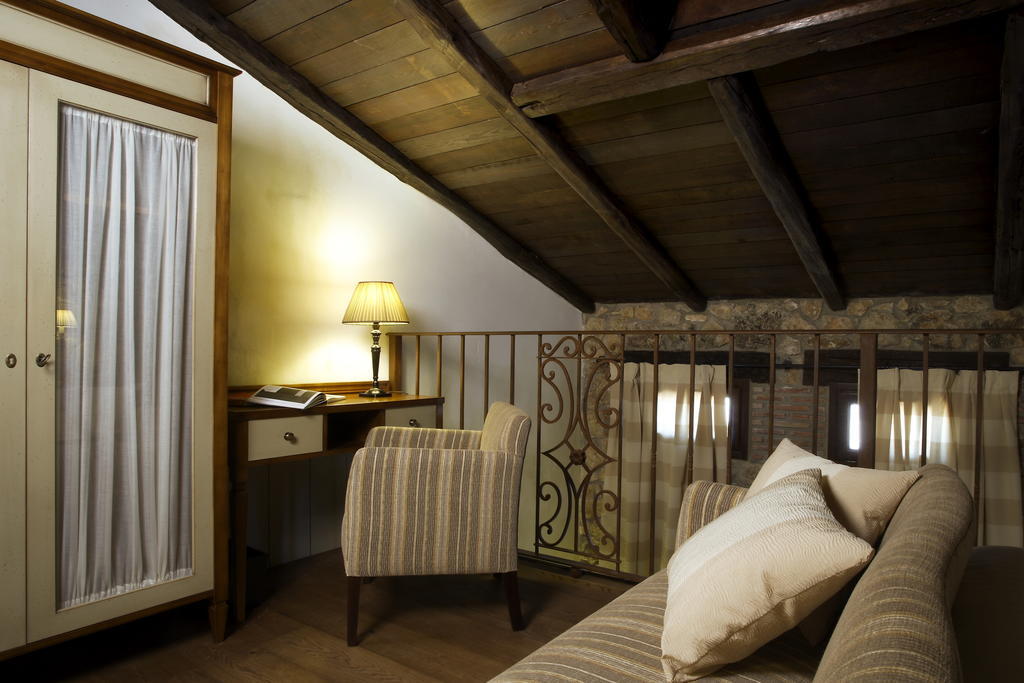 Hotel Rural & Spa Los Anades Abanades Ruang foto