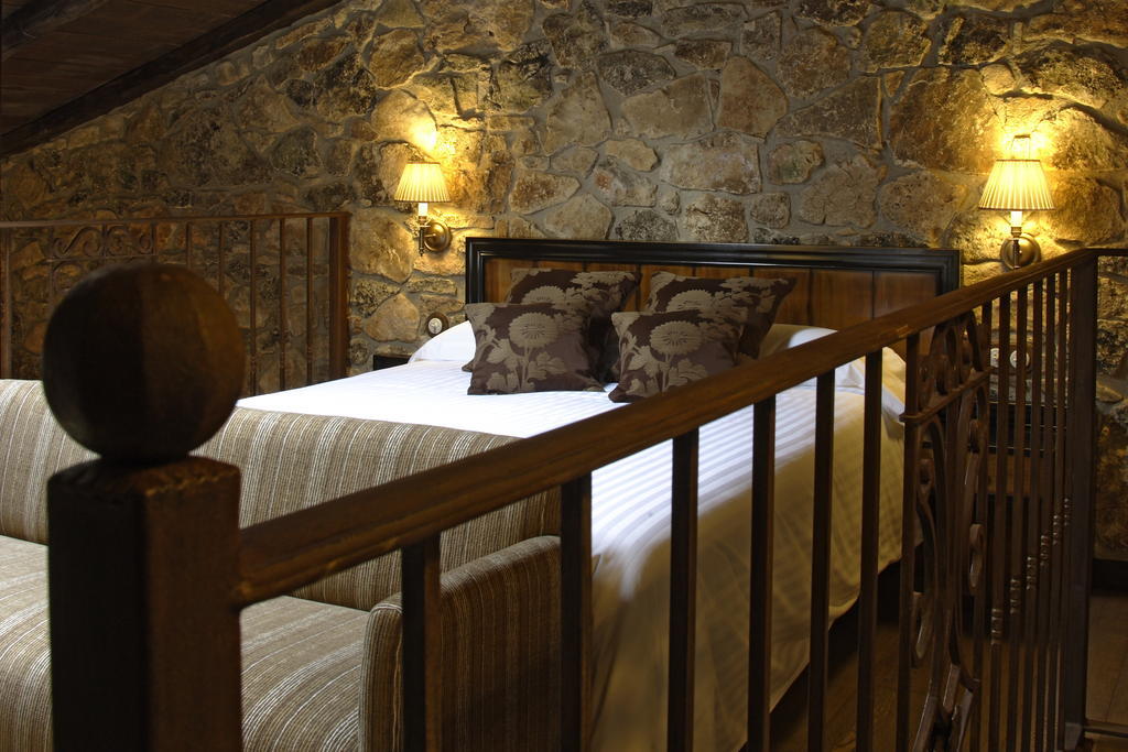 Hotel Rural & Spa Los Anades Abanades Ruang foto